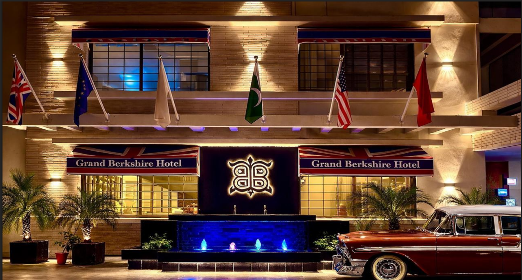 Grand Berkshire Signature Hotel